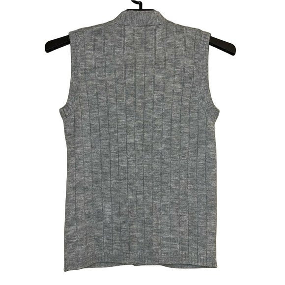 Vintage JC Penney Women Sweater Vest Medium Cable Knit Gray Button Front V-Neck - Picture 2 of 9